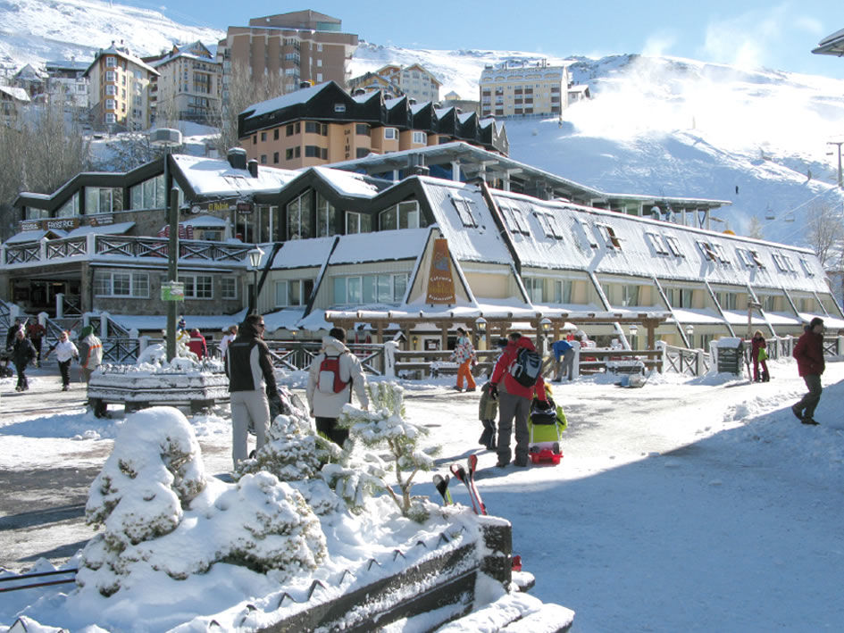 Hotel Telecabina Sierra Nevada Exterior photo
